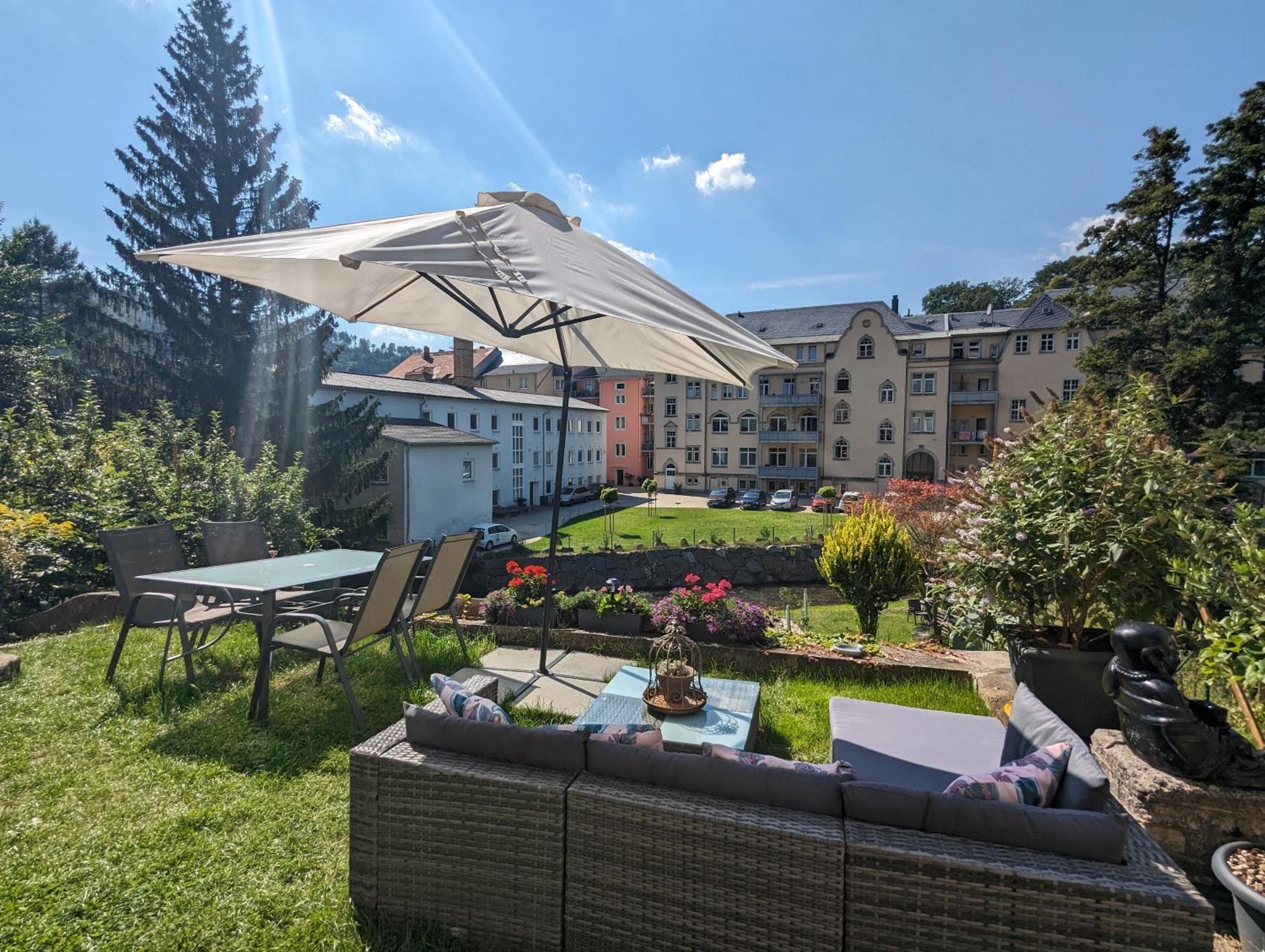F1 - Urlaubsmagie - Helle Wohnung Mit Sauna & Pool & Whirlpool Sebnitz Ngoại thất bức ảnh